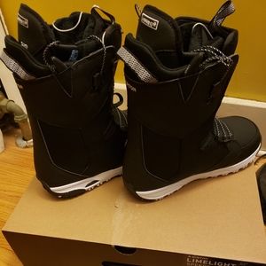 Womens burton snowboard boots.